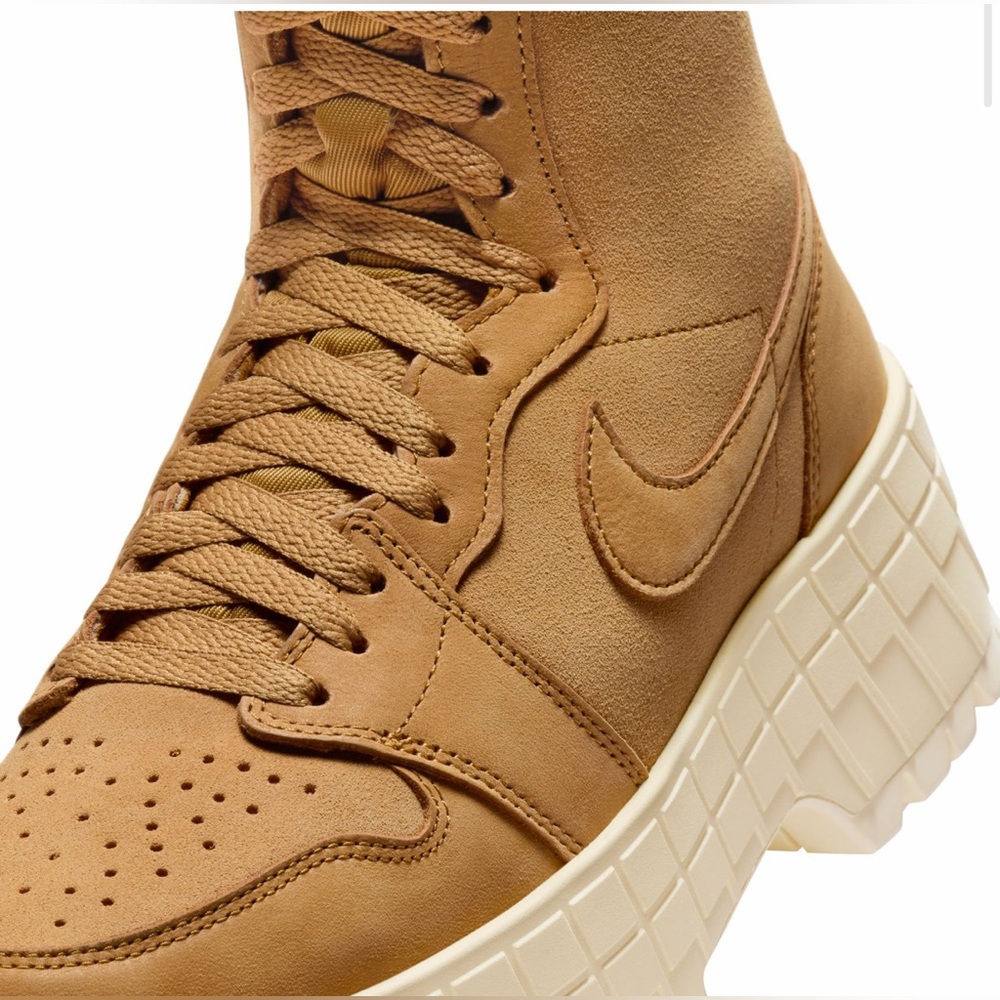 AIR JORDAN 1 BROOKLYN BOOTS
Women – Wheat/Muslin-wheat - Picture 5 of 8